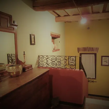 לינה וארוחת בוקר Casa Cantoni