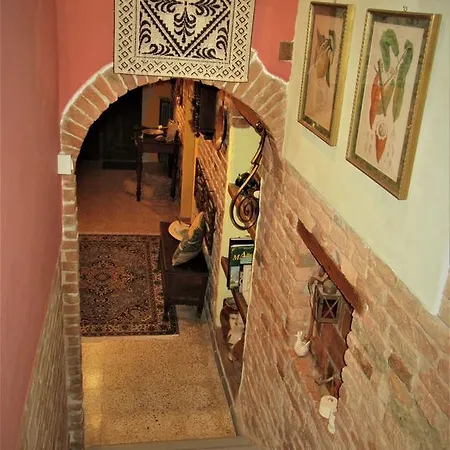 לינה וארוחת בוקר Casa Cantoni